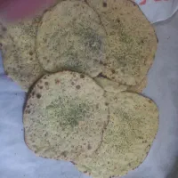 نان نرم و خشک و شیرین