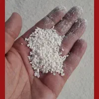 ماسه زئولیت دانه ریز مخصوص بستر دام و طیور