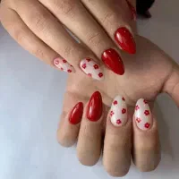 خدمات ناخن با تخفیف ویژه