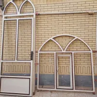 درب و پنجره آهنی