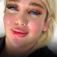 لیزر موهای زائد فول بادی ۴۹۰