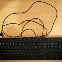 ۸کیبورد، ۶موس و ۹ کابل شبکه ۳ و ۵ متریcat6