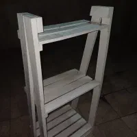 استند چوبی