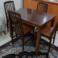 4عدد صندلی با میز غذا خوری