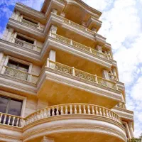 آپارتمان یک خوابه طبقه اول