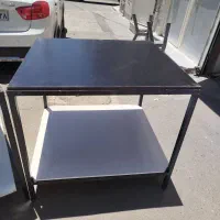 میز کار در ابعاد 1*1