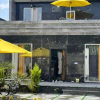 ویلا دوبلکس مدرن استخرداخل فول گیم(امشب خالی)