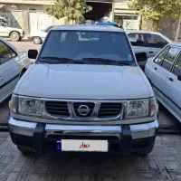 نیسان پیکاپ دو کابین 88 سفید