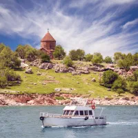 تور ایروان ، باتومی ، وان