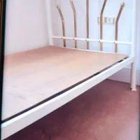 تخت فلزی یکنفره