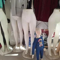 مانکن پا و بچه گانه