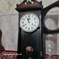 ساعت چوبی و عتیقه