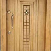 فروشنده خانم