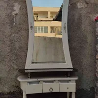 میز و آینه