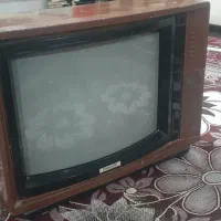 تلوزیون رنگی قدیمی فیلیپس