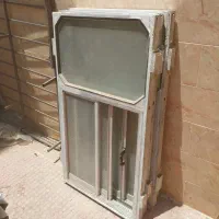 پنجره الومینیوم سالم باشیشه +ابگرمکن ایستاده