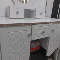 میز آرایش ۱۰۰۰۰۰۰قیمت مقطوع