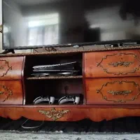 میزتلویزیون آنتیک