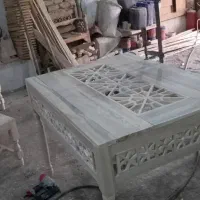 میز.غذا خوری.