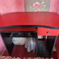 میز کامپیوتر