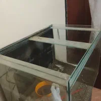 اکواریوم با میز ام دی آف و ملزومات جانبی