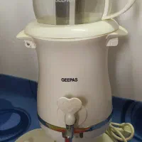 سماوربرقی به همراه قوری