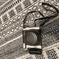 دوربین اینستاکس واید ۳۰۰ ظهور فوجی instax wide 300