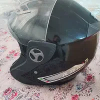 یک عدد کلاه کاسکت