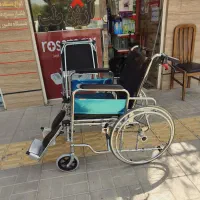 ویلچر تاشو برانکاردی همراه با لگن دستشویی jts