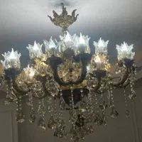 لوستر ۲۰ شاخه و لوستر دیواری در حد نو