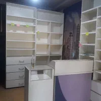 ویترین لوازم آرایشی