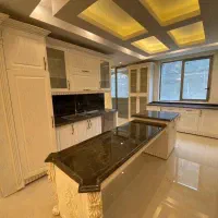 ویلایی دربست*هـنرستـان*300مـتـربنا7خواب*تاپ لوکیشن