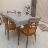 میز صندلی چوبی چهار نفره