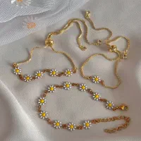 ست بابونه ، گردنبند و گوشواره بابونه ای