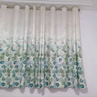دو عدد پرده نو  مناسب آشپزخانه و اتاق.