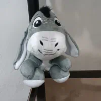 مجسمه و عروسک