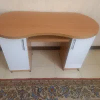 میز چوبی