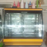 یخچال ویترینی قنادی