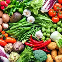 سفارش انواع سبزیجات و میوه پذیرفته می شود