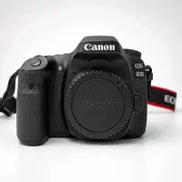 کیت کامل دوربین کانن  80d با لنز