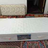 تشک  یک نفره در حد نو خیلی تمیز