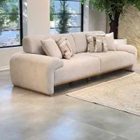 استخدام فروشنده خانم یا اقا