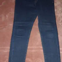 شلوار لی جذب نو فقط ۲ بار پوشیده شده