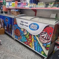 فروشنده سوپر مارکت