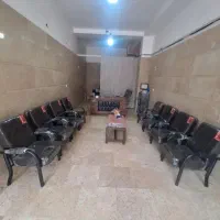 فروش ۸ صندلی با گاوصندوق با میز