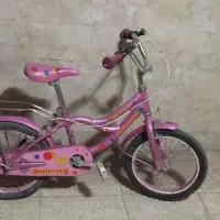 دوچرخهدخترانه۱۶