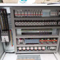 اتوماسیون صنعتی ونقشه کشی وبرنامه نویسی plc