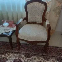 مبل سلطنتی  با میز ناهارخوری