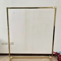 رگال لباس طلایی