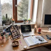 ترجمه متن انگلیسی به فارسی سریع و با قیمت مناسب